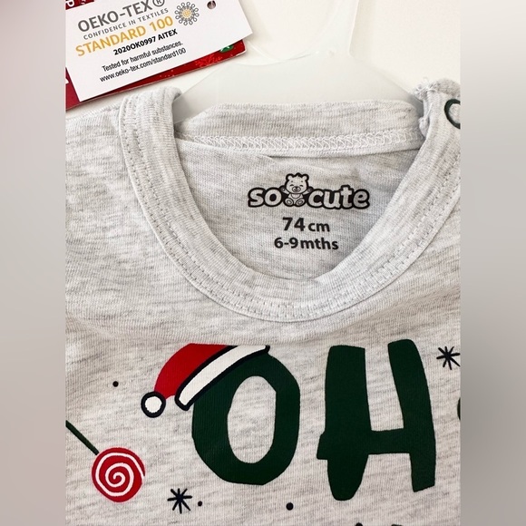 NWT Bundle 2 Christmas Print Bundle Onesies 6-9 months / Green and Grey - Picture 4 of 8